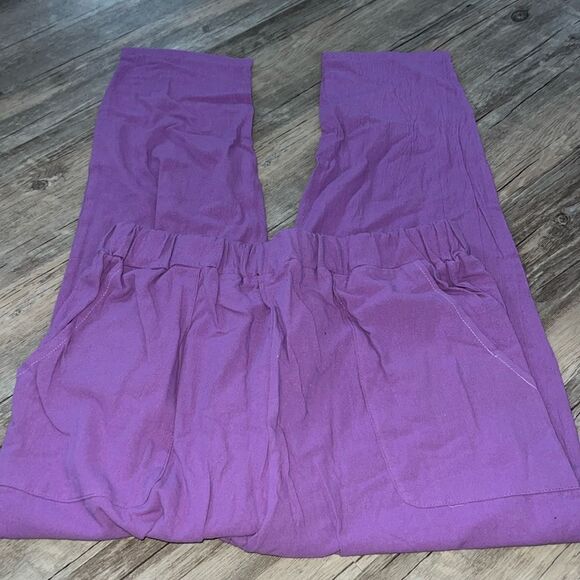 women's pants - Picture 1 of 3